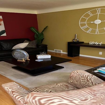 Nice Cozy Family-Sized Home In Quiet Neighborhood Oak Park Ngoại thất bức ảnh