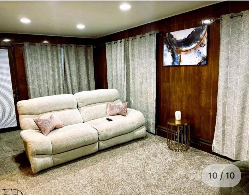Nice Cozy Family-Sized Home In Quiet Neighborhood Oak Park Ngoại thất bức ảnh